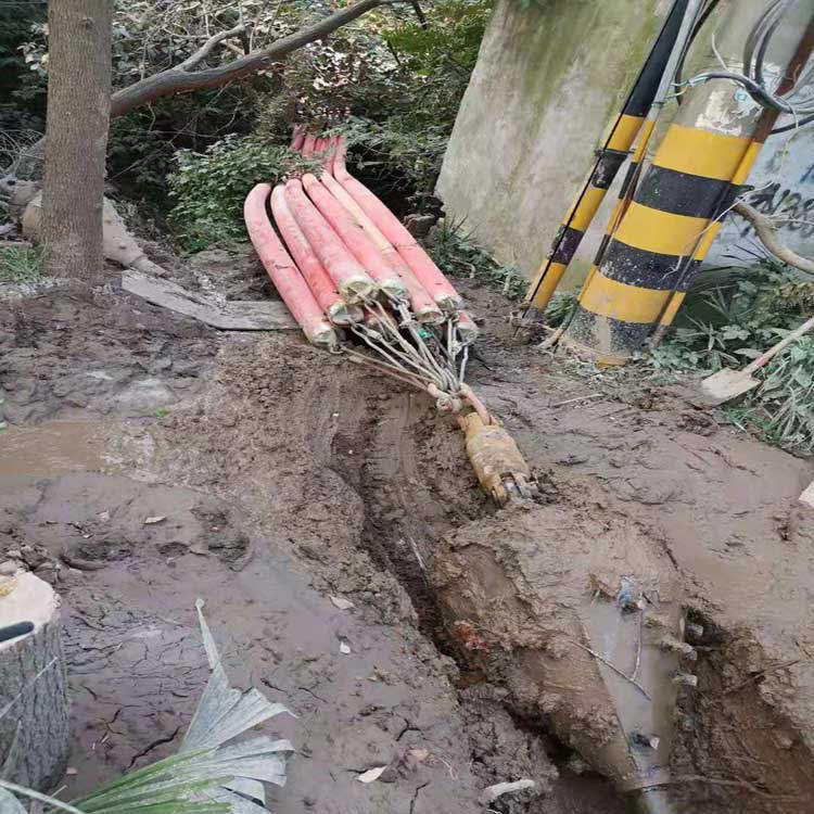 天台拖拉管